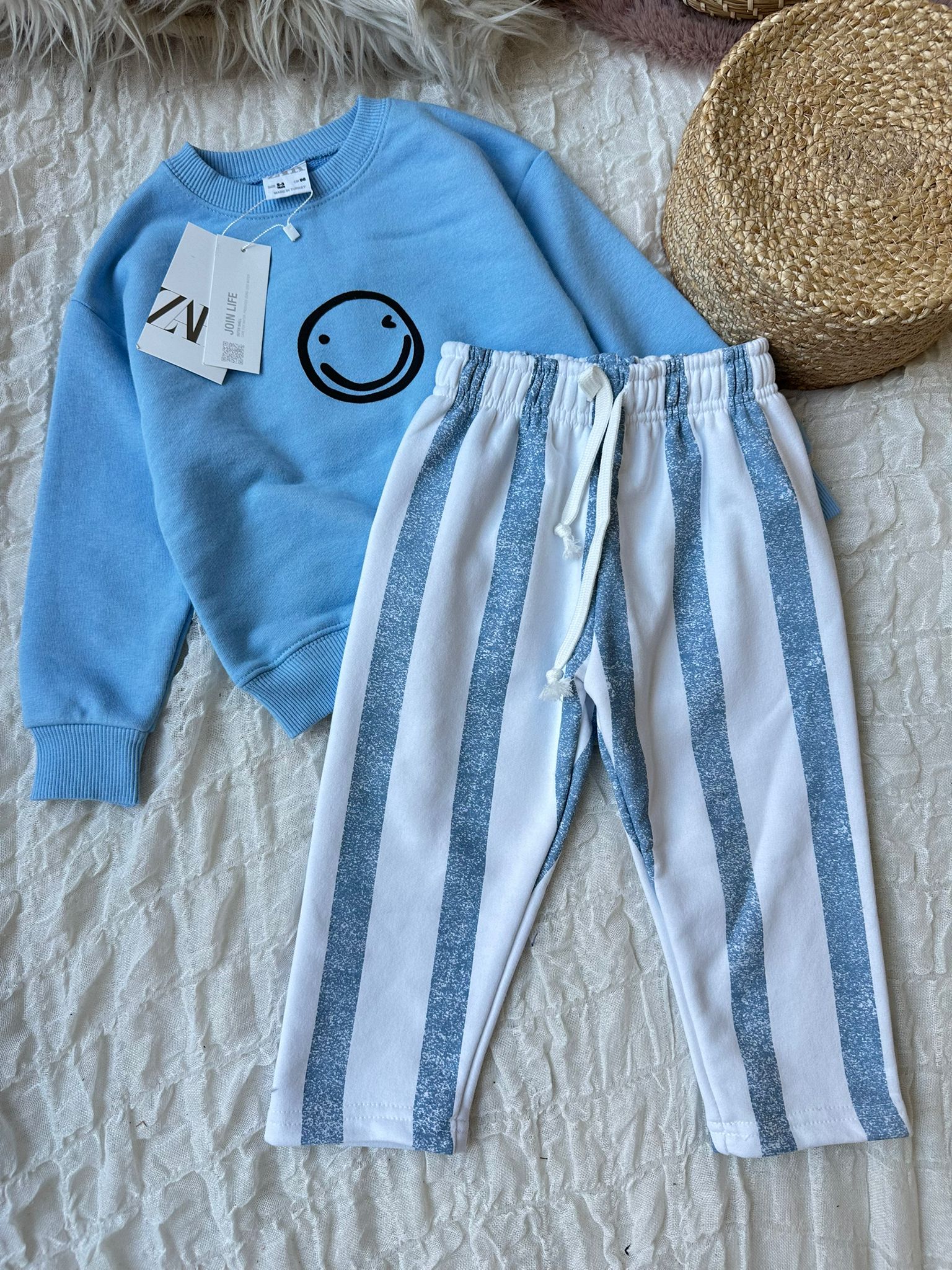 SMİLE MODEL EŞOFMAN TAKIMI