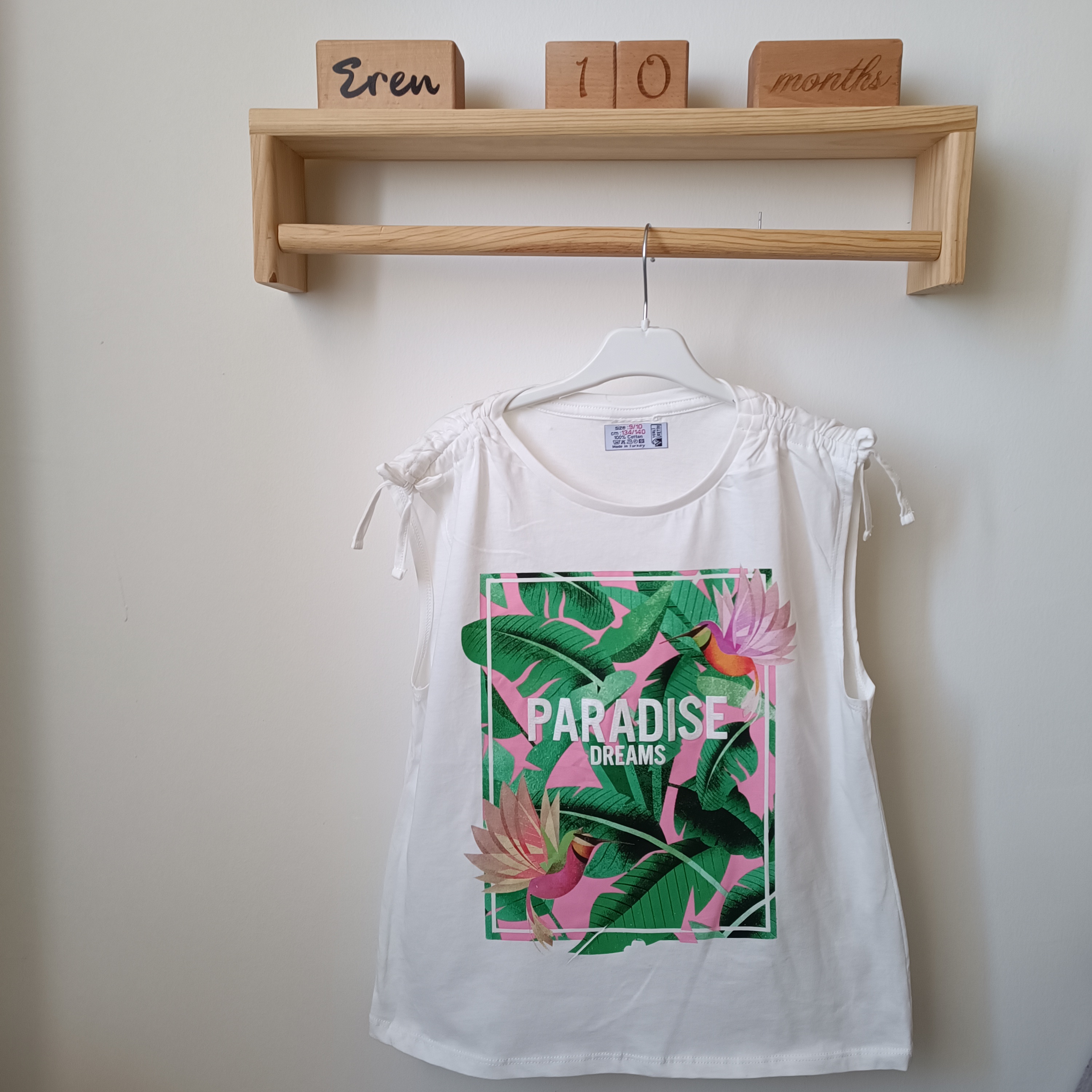 Kol Detaylı T-Shirt