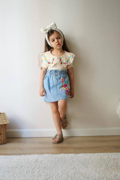 kız çocuk bebe yakalı nakışlı kot etekli takım